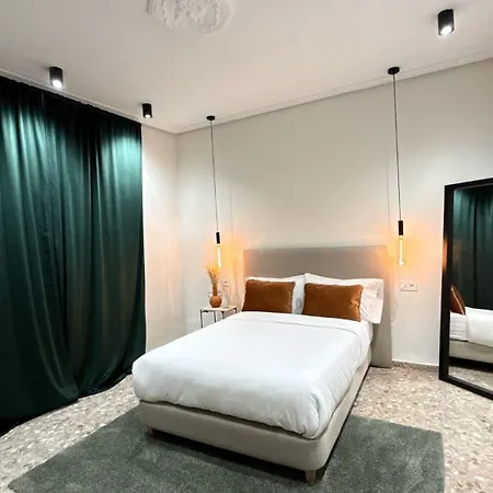 Valencia, Netflix, 4 Mins Walk To The * Валенсия