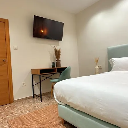 Valencia, Netflix, 4 Mins Walk To The Проживание в семье *