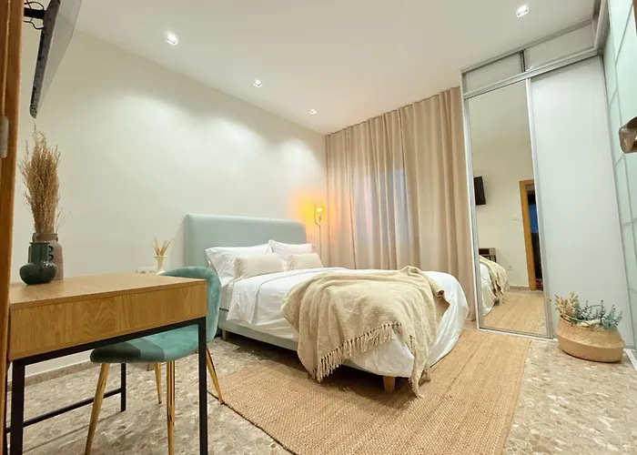 Pansiyon Valencia, Netflix, 4 Mins Walk To The Valensiya
