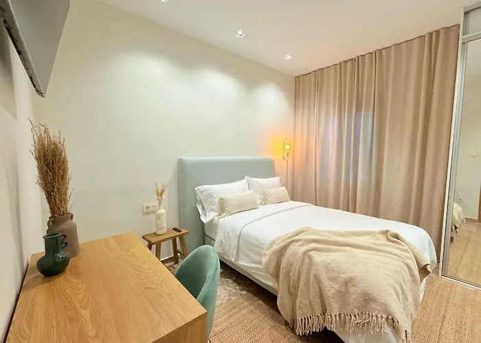 Pansiyon Valencia, Netflix, 4 Mins Walk To The Valensiya